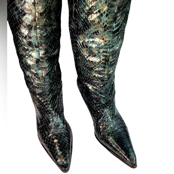 GUCCI Vintage Python Over The Knee Boots. (MC) - Picture 14 of 17